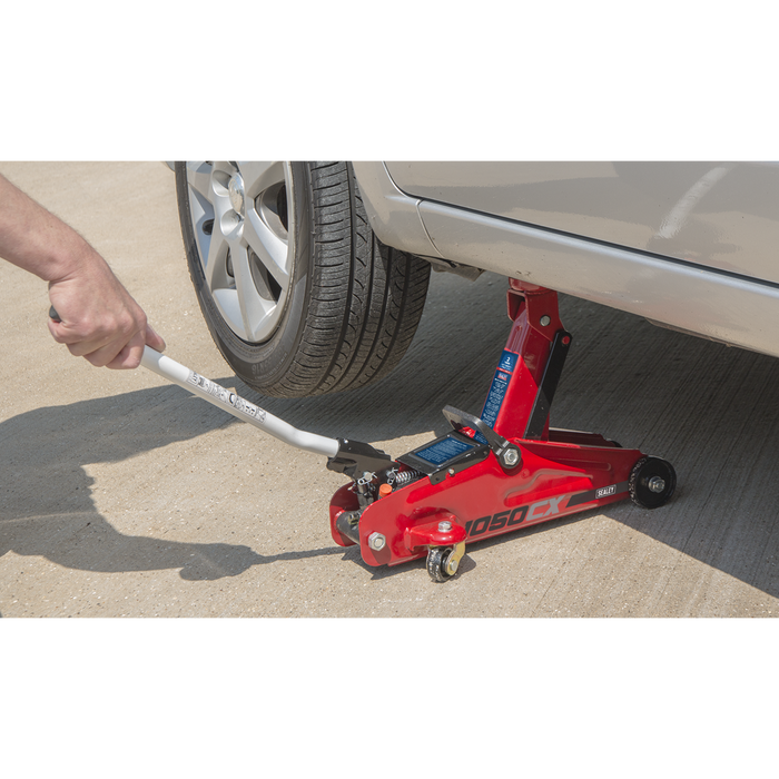 Short Chassis Trolley Jack 2 Tonne | Sealey