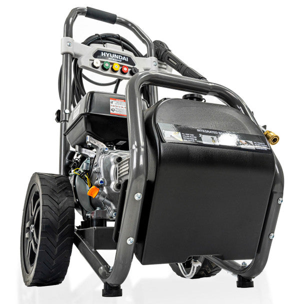 3400Psi / 234 Bar 209cc Petrol Pressure Washer, 9L/Min, 10M Hose & Detergent Tank | Hyundai