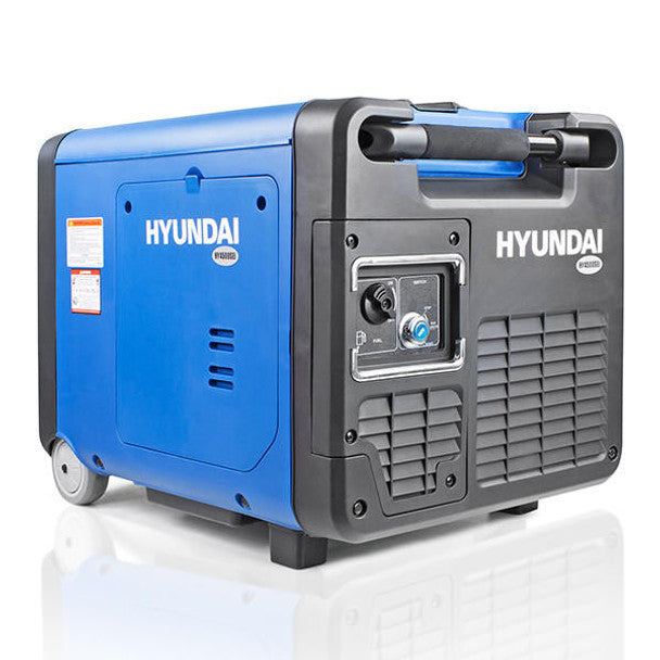 4000W / 4kW Portable Petrol Inverter Generator, Remote Keyfob & Electric Start, Wheel Kit & Closed Case Design | Hyundai